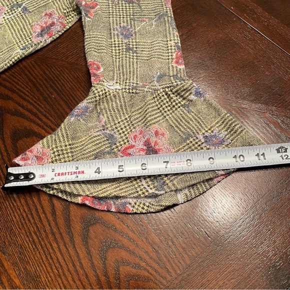 NWOT Ces Femme Yellow Plaid Floral Top | Size Large - Picture 11 of 13